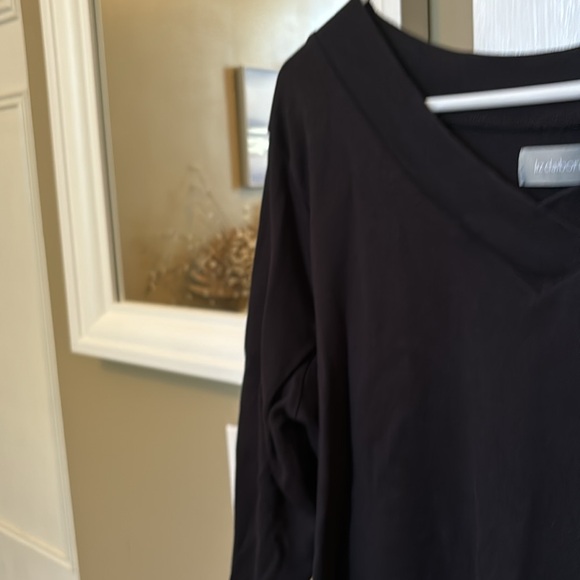 Liz Claiborne 1x Black Top - Picture 2 of 3